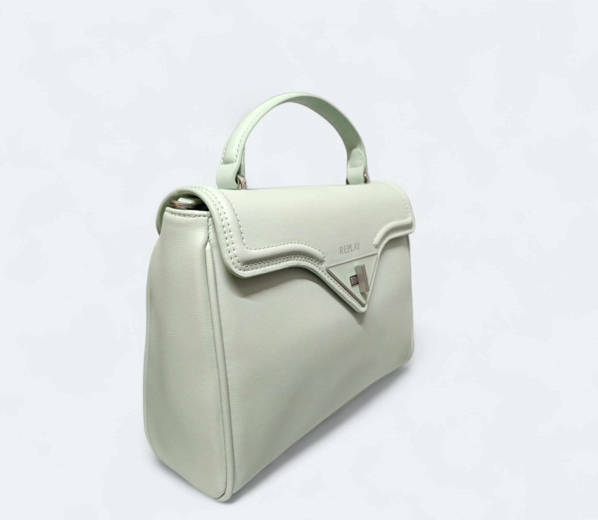 FW3579