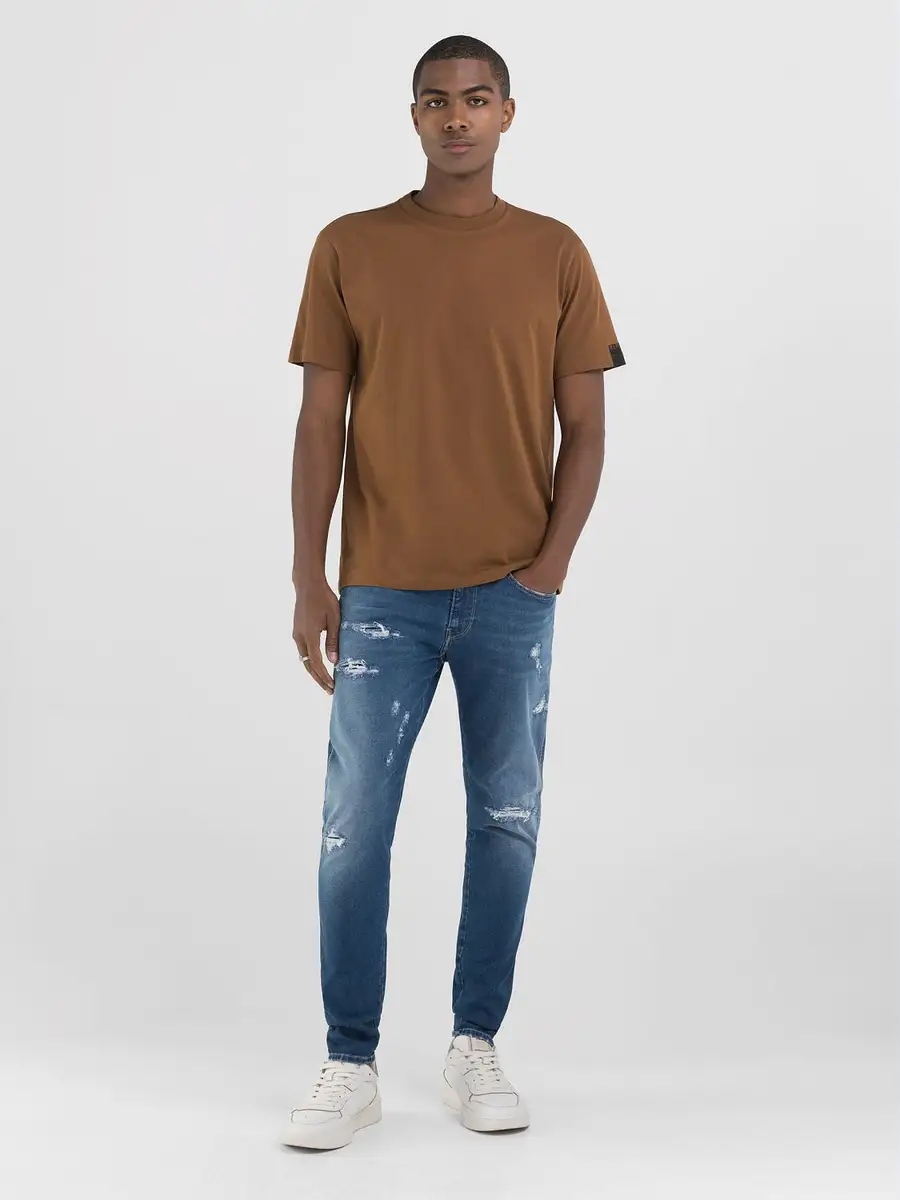 M6796