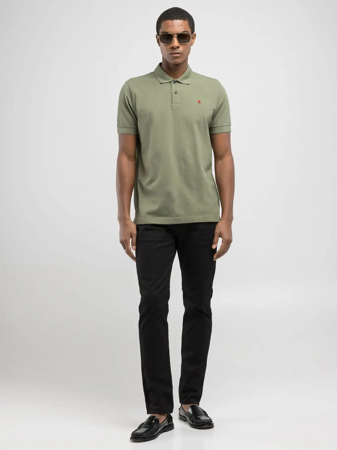 M6898A.000.2269G.438