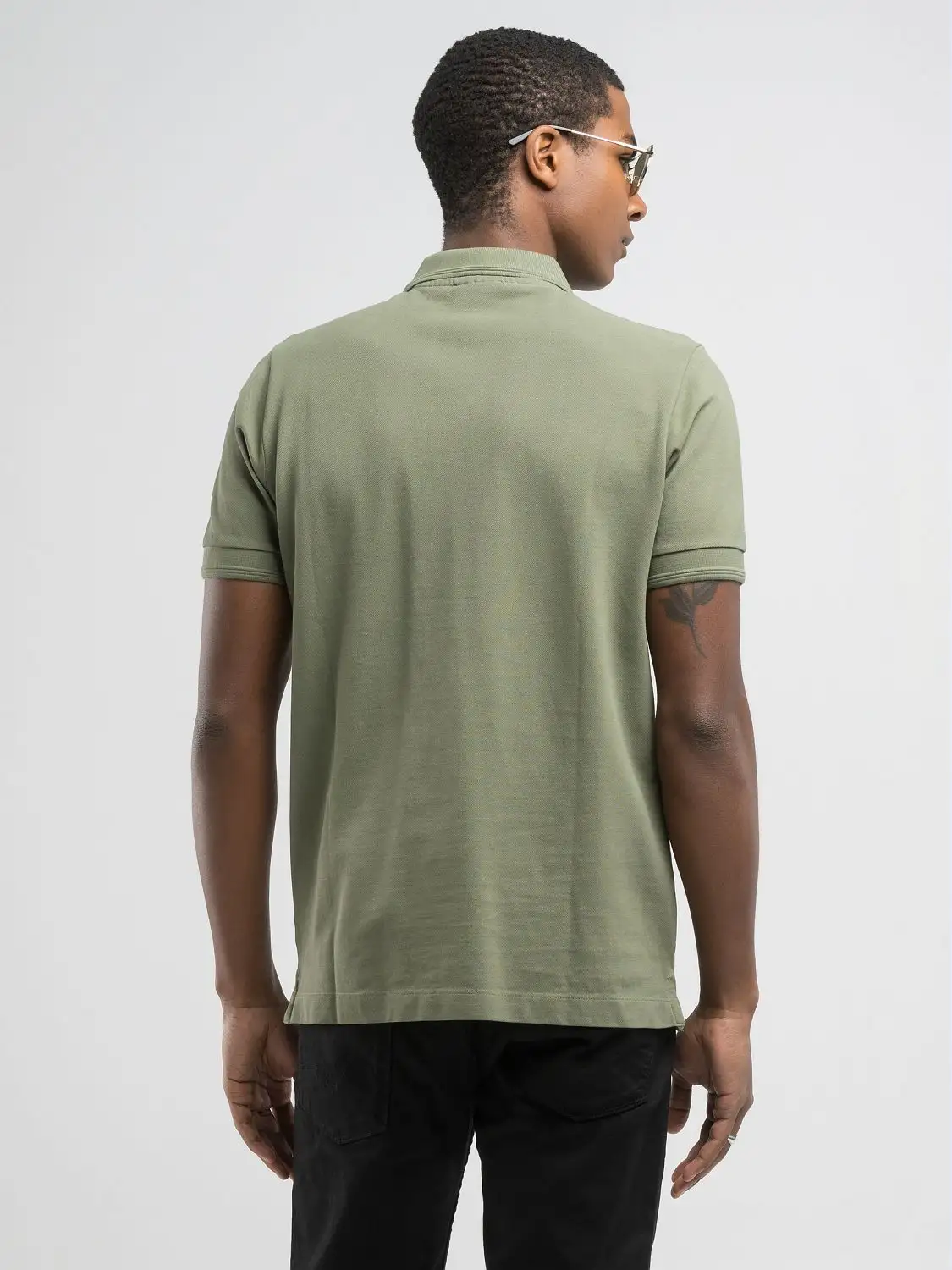 M6898A.000.2269G.438