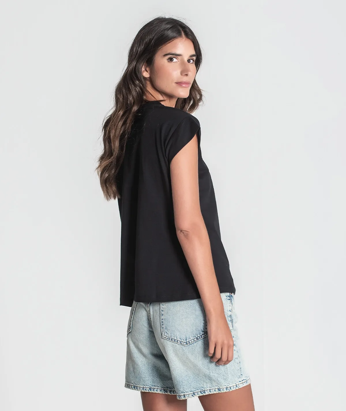 T084
